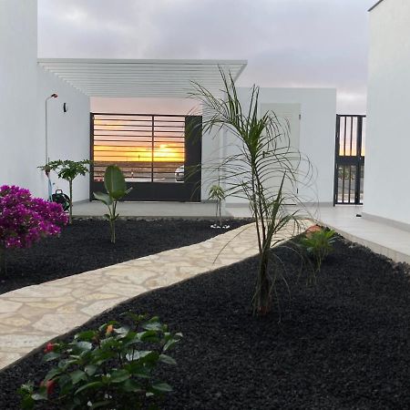 Villa Sol Fuerteventura La Oliva Exterior photo